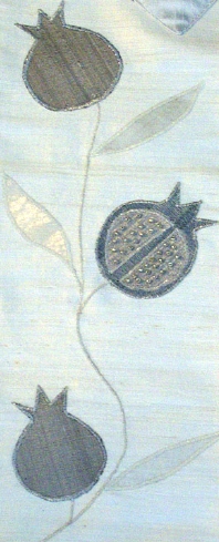 pomegrandetail.jpg